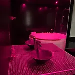La Marylin, Loft De 90m2 Avec Sauna Et Jacuzzi Apartamento Riom