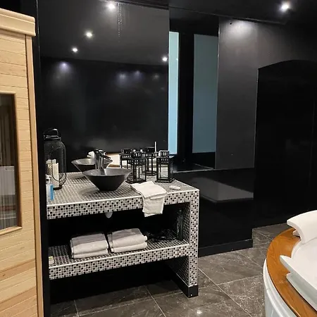 La Marylin, Loft De 90m2 Avec Sauna Et Jacuzzi Daire *