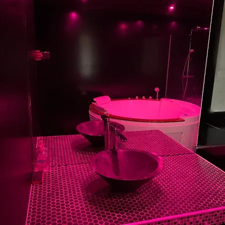 La Marylin, Loft De 90m2 Avec Sauna Et Jacuzzi Lägenhet Riom