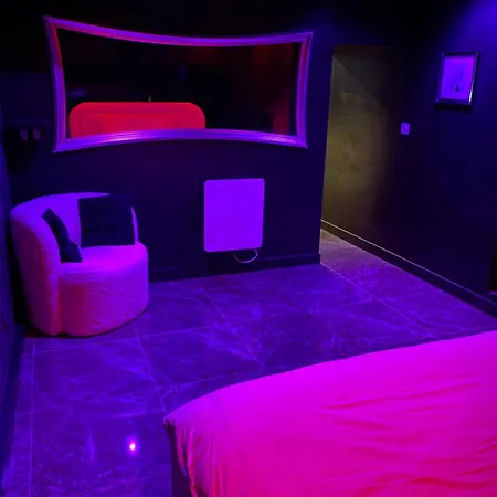La Marylin, Loft De 90m2 Avec Sauna Et Jacuzzi Riom